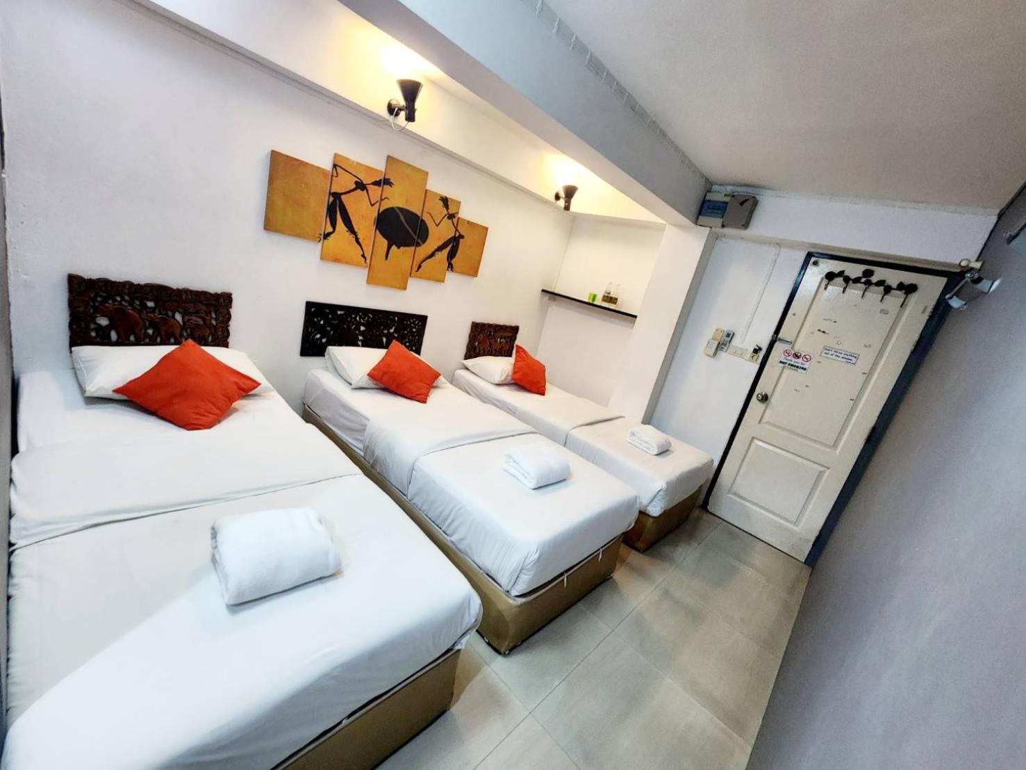 Hotel Happio Near Chabad House Bangkok Exterior foto