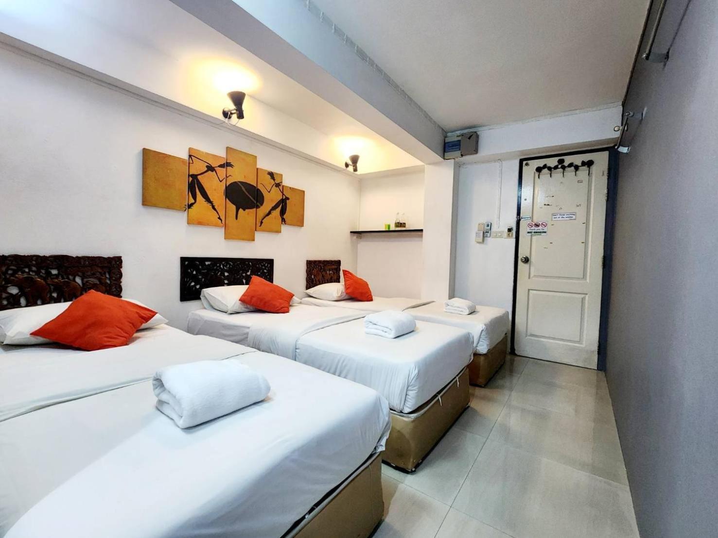 Hotel Happio Near Chabad House Bangkok Exterior foto